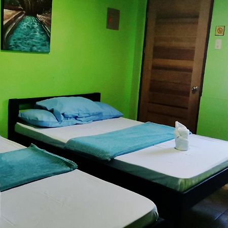 In-N-Out Hostel Siquijor Eksteriør billede
