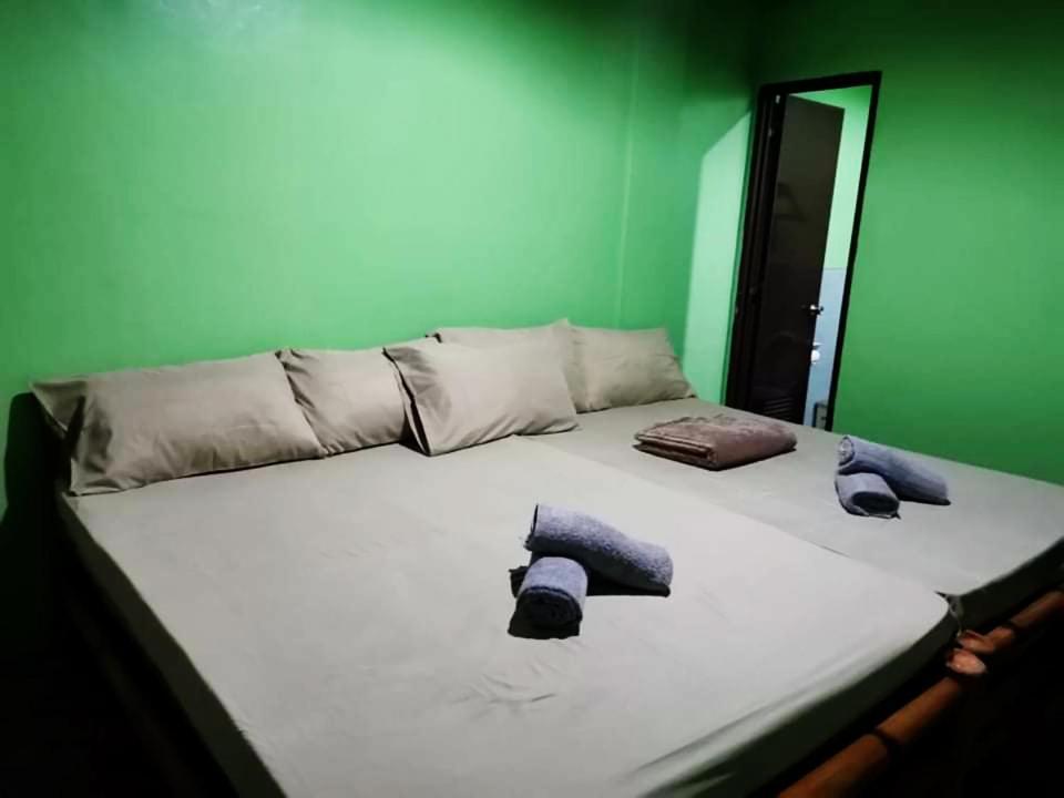 In-N-Out Hostel Siquijor Eksteriør billede
