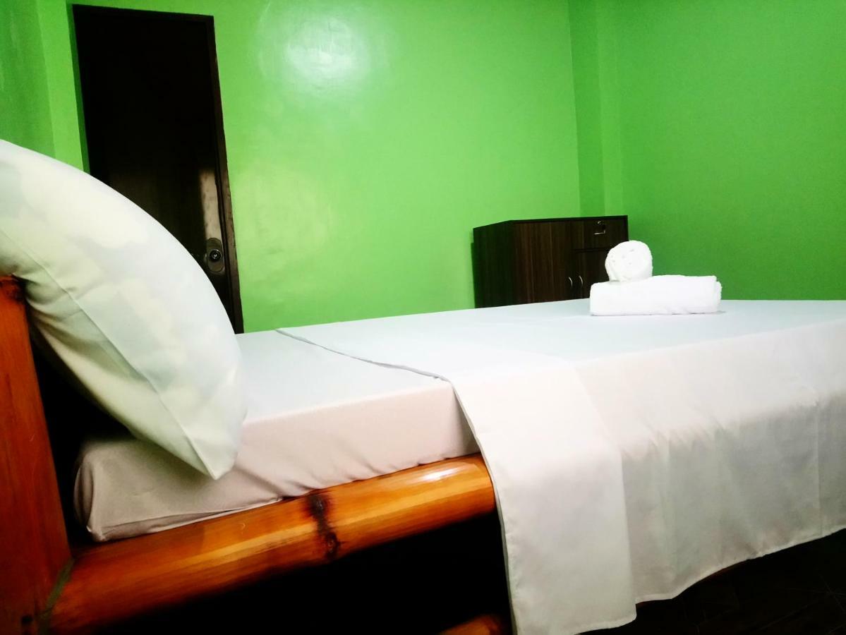 In-N-Out Hostel Siquijor Eksteriør billede